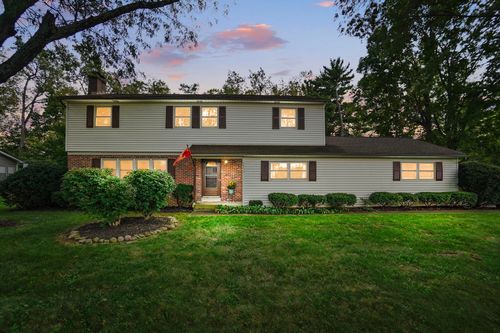 9573 Circle Dr E, Pickerington, OH, 43147 | Card Image