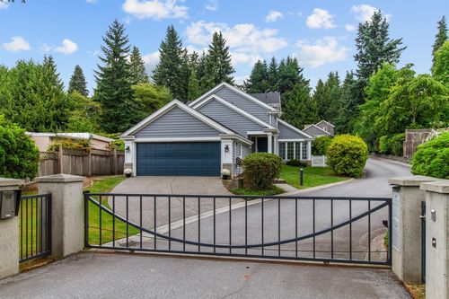 1-725 Rochester Ave, Coquitlam, BC, V3K2V9 | Card Image
