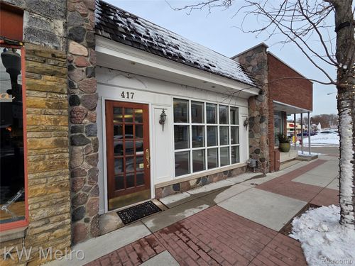 417 E 4th St, Royal Oak, MI, 48067-2758 | Card Image