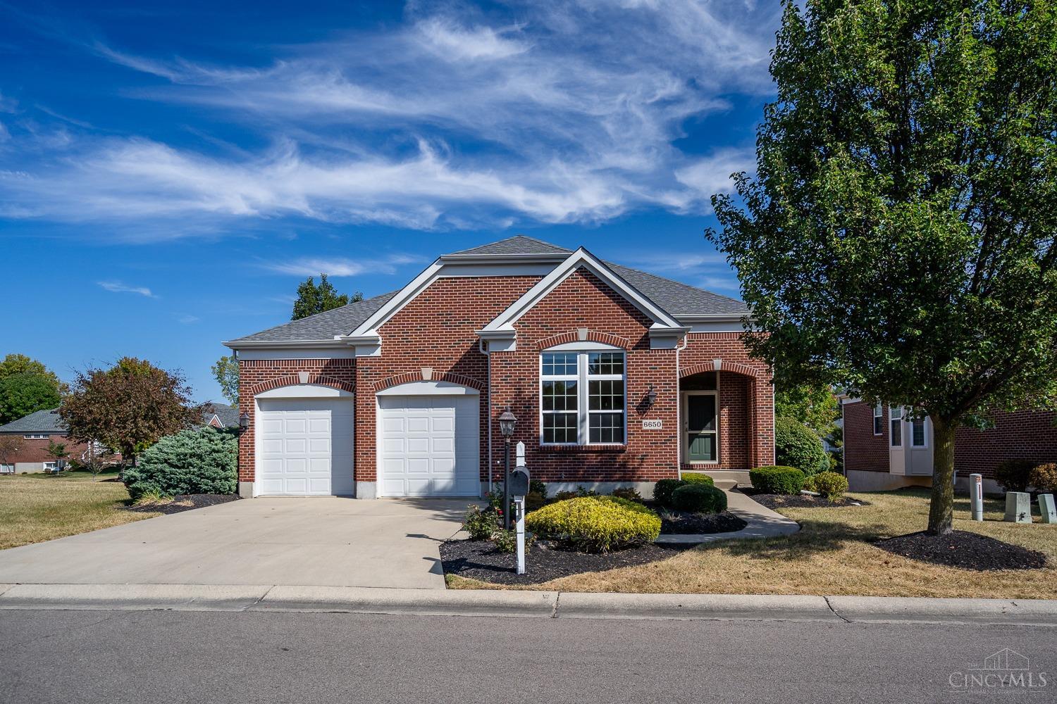 Falls View Ct, Mason, OH 45040
