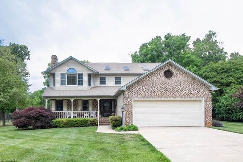 423 Walnut Grove Rd, Archdale, NC, 27263-2671 | Card Image