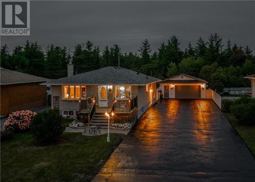 88 Hanna Ave, Capreol, ON, P0M1H0 | Card Image