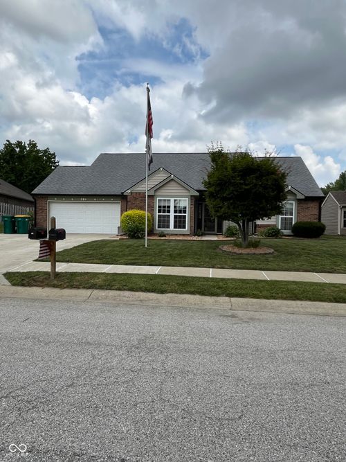 904 Johnathan Dr, Plainfield, IN, 46168-2379 | Card Image