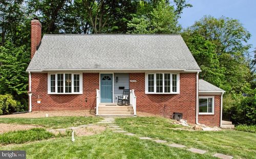 8802 Parliament Dr, SPRINGFIELD, VA, 22151-1138 | Card Image