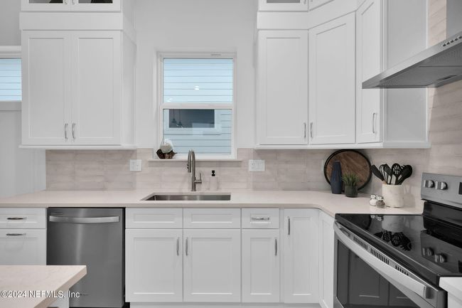 1314 2 Nd St S, House other with 4 bedrooms, 3 bathrooms and null parking in Jacksonville Beach FL | Image 32