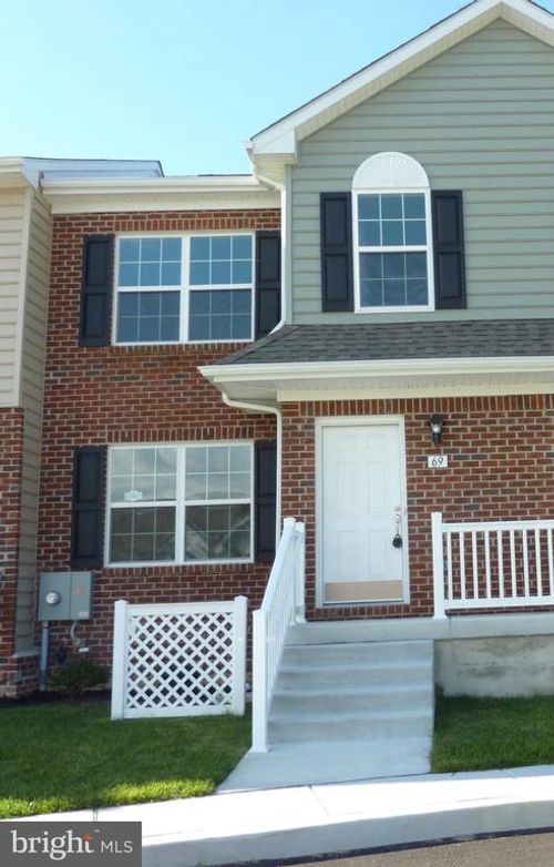 69 Cotswood Ct, SMYRNA, DE, 19977-1676 | Card Image