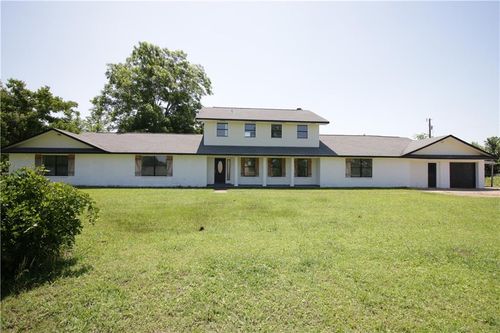 490 Mckeithen Dr, Alexandria, LA, 71303-9762 | Card Image