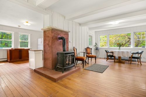 758 Meadow Lake Dr, Mendon, VT, 05701-6753 | Card Image