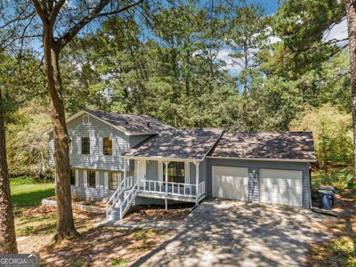 6967 Cedar Drive, House other with 4 bedrooms, 2 bathrooms and null parking in Riverdale GA | Image 2