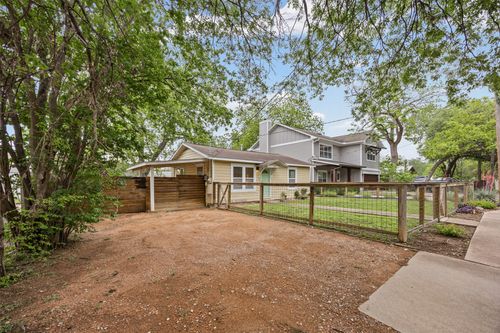 2403 S 2nd St, Austin, TX, 78704-5301 | Card Image