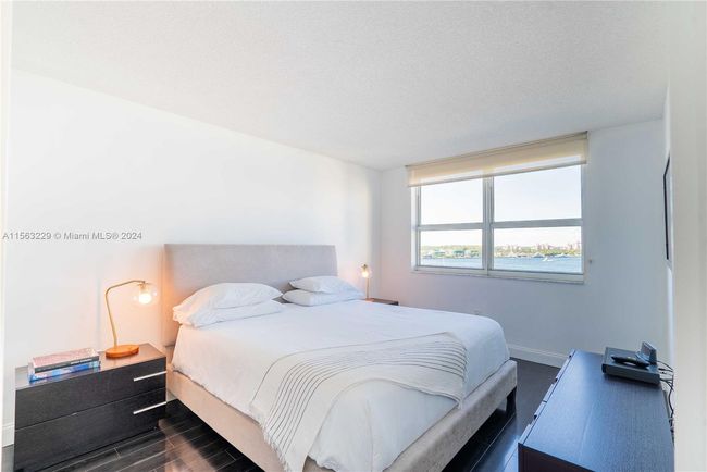 APT-1012 - 90 Alton Rd, Condo with 2 bedrooms, 2 bathrooms and null parking in Miami Beach FL | Image 9