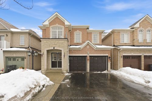 13 El Camino Way, Brampton, ON, L7A3C4 | Card Image