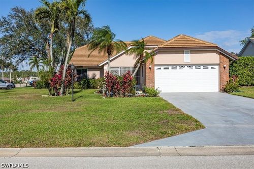 6094 Westbourgh Dr, NAPLES, FL, 34112-8801 | Card Image