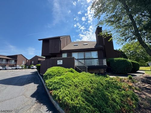 3811 Bloomingdale Dr, Hillsborough, NJ, 08844-5558 | Card Image