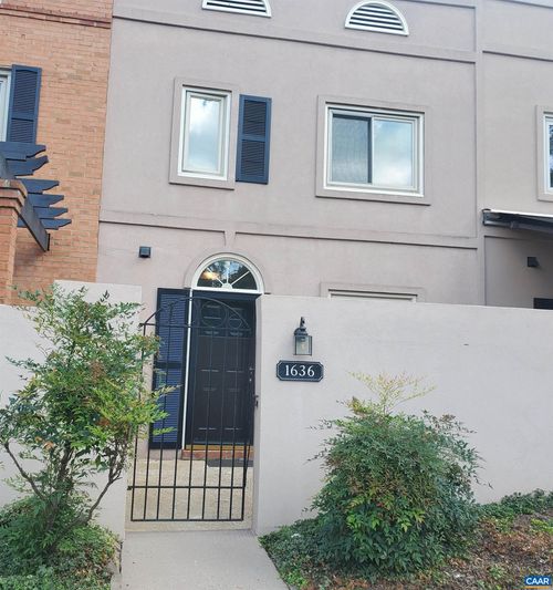 1636 Garden Ct, Charlottesville, VA, 22901-8981 | Card Image