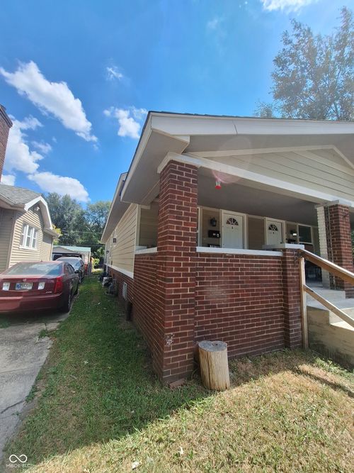 703 N Denny St, Indianapolis, IN, 46201-2634 | Card Image