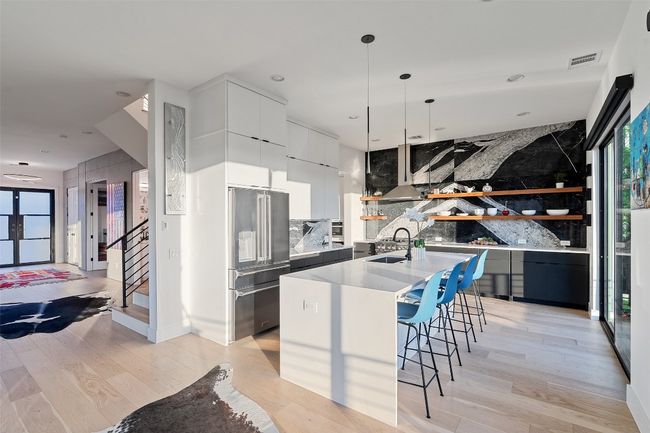 14417 Cochise Trl, House other with 4 bedrooms, 3 bathrooms and 4 parking in Austin TX | Image 7
