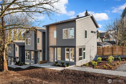 b-7324 7th Pl Sw, Seattle, WA, 98106-5106 | Card Image