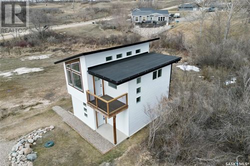 415 Hillcrest Ave, Saskatchewan Beach, SK, S0G1A7 | Card Image