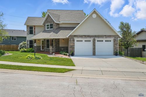 174 Oak Grove Ct, Sturgis, SD, 57785-2567 | Card Image