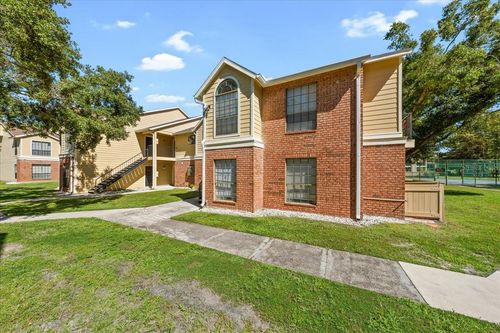 203-8742 Mallard Reserve Dr, TAMPA, FL, 33614-2361 | Card Image