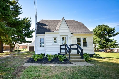 464 W Sunset Dr, Rittman, OH, 44270-1047 | Card Image