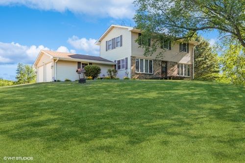 1607 Wheeler Rd, KIRKLAND, IL, 60146-8229 | Card Image