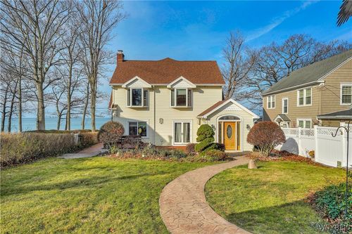 9236 Lakeside Road, Evans, NY, 14006 | Card Image