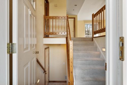 7 Edna Ln, Atkinson, NH, 03811-2462 | Card Image