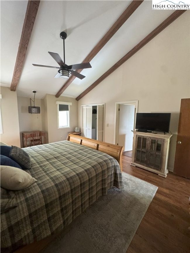 primary bedroom | Image 27
