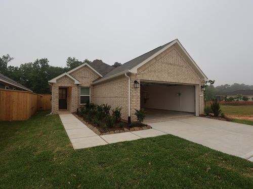 682 Falling Cave Dr, Willis, TX, 77378-3339 | Card Image