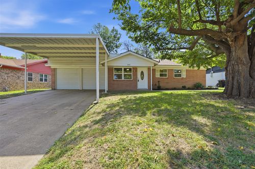840 Crosby Ave, White Settlement, TX, 76108-1005 | Card Image