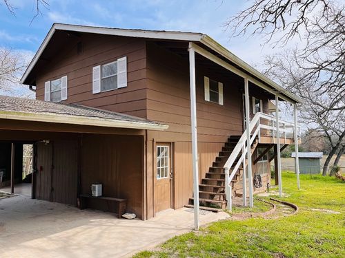 330 Redtop Ln, Red Rock, TX, 78662-2535 | Card Image