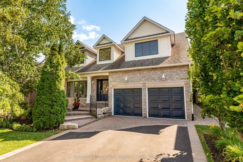 1426 Creekwood Trail, Oakville, ON, L6H6E6 | Card Image
