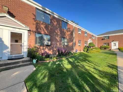 upper-216-37 68th Avenue, New York, NY, 11364 | Card Image