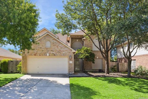 121 Ozuna Dr, Cibolo, TX, 78108-4315 | Card Image