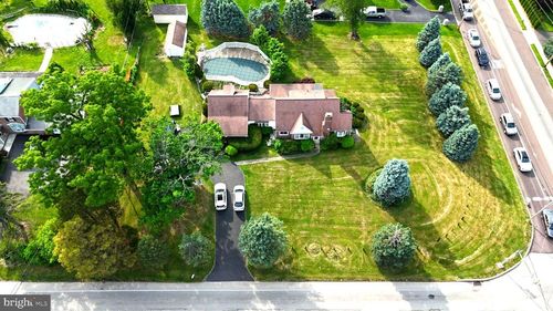 2438 Pine Rd, HUNTINGDON VALLEY, PA, 19006-6617 | Card Image