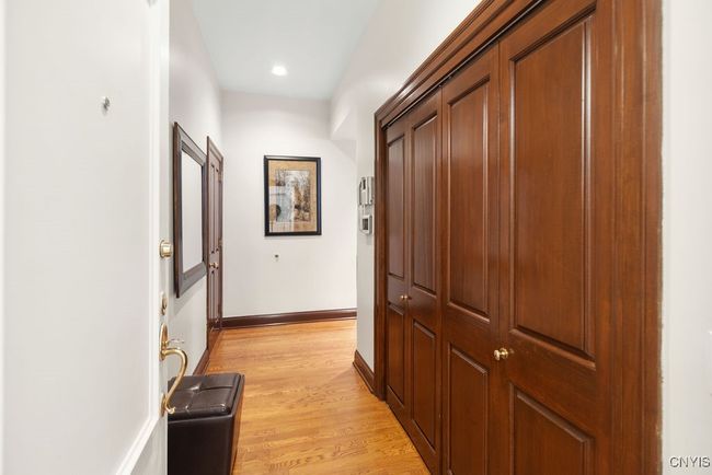 110 - 429 N Franklin St, Condo with 2 bedrooms, 3 bathrooms and null parking in Syracuse NY | Image 8