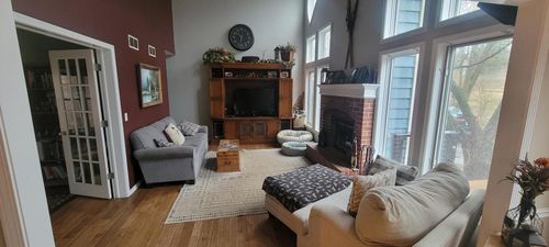 4700 Stonewall Ave, Downers Grove, IL, 60515-3308 | Card Image