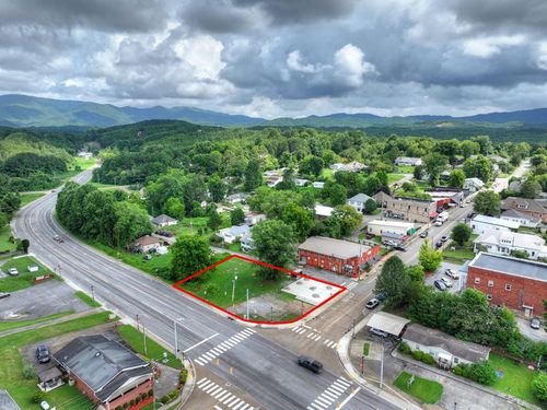 303 Main Street, Ducktown, TN, 37326 | Card Image