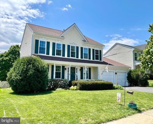 17285 Magic Mountain Dr, ROUND HILL, VA, 20141-2491 | Card Image