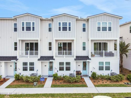 20 Beach Blvd, Jacksonville Beach, FL, 32250-6813 | Card Image