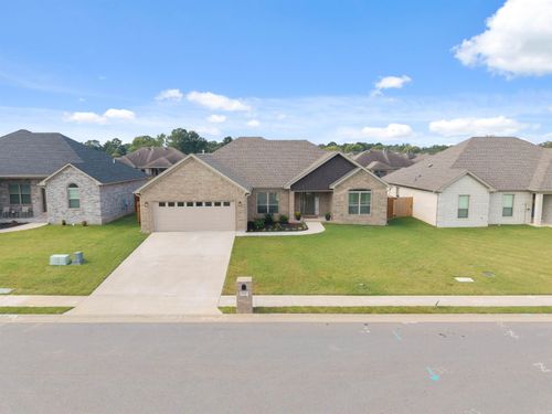 5808 Rope Trl, Jacksonville, AR, 72076-6252 | Card Image