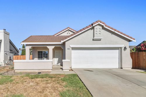 8427 Serio Way, Elk Grove, CA, 95758-7233 | Card Image