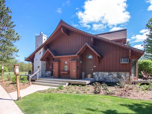 7825 Washtenaw Dr, Thompsonville, MI, 49683-9379 | Card Image