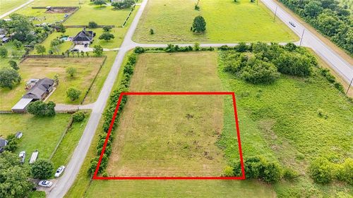 219 Pony Ln, Wallis, TX, 77485-9757 | Card Image