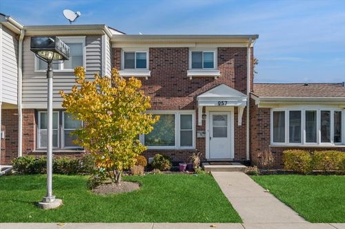 257 Bay St, Wood Dale, IL, 60191-1827 | Card Image