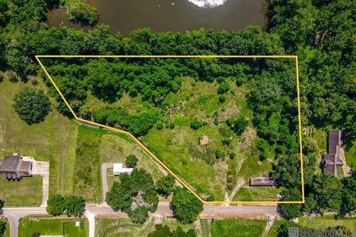 11026/11036 Lakeview Dr, Geismar, LA, 70734 | Card Image