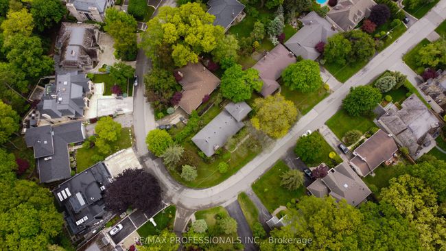 88 Valecrest Dr, House other with 4 bedrooms, 2 bathrooms and 4 parking in Etobicoke ON | Image 9