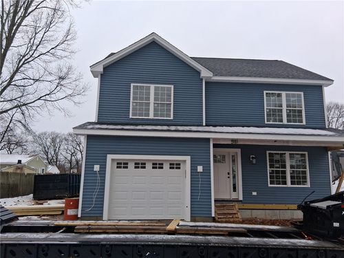 123 Edman St, Warwick, RI, 02886-1926 | Card Image